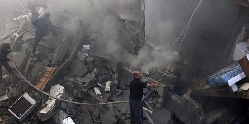 Pasukan Israel Sengaja Bakar Rumah-rumah Warga Gaza