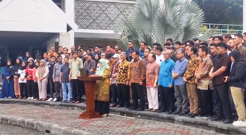 Politisi 02 Tuding Akademisi Seperti Relawan, dr Tirta: Gak Semua Orang Kritik Butuh Jabatan