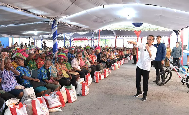 Jokowi Tak Pastikan Bansos Beras Berlanjut Setelah Juni, Loyalis Ganjar: Selamat Kalian Dibohongi