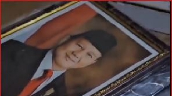 Hanya Prabowo, Menteri Ara Tuai Sorotan gegara Tak Tampilkan Foto Gibran, Kebablasan?