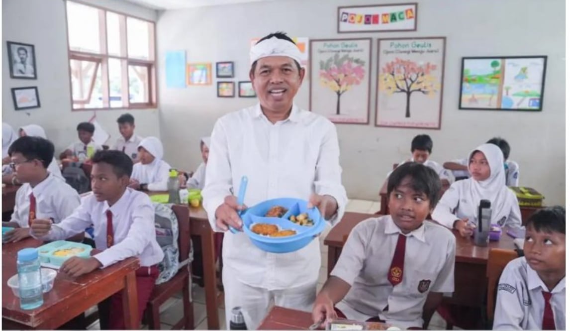 Dedi Mulyadi Pamer Makan Siang Siswa, Said Didu: Bagaimana Kalau Dipakai Beli Skincare?