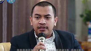 Yaqut Larang Tarawih Pakai Pengeras Suara Luar, Aziz Yanuar: Aturan Ngawur! Gak Perlu Diikuti