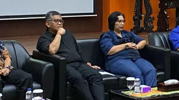Irma Chaniago: Jokowi Kuat karena Parpolnya Korup dan Bisa Disogok
