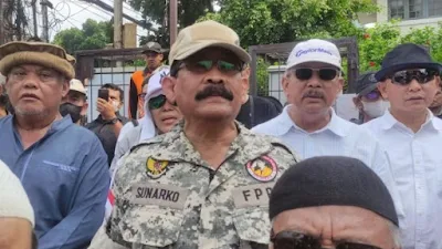 Ikut Demo di KPU, Eks Danjen Kopassus: Sutradara Kecurangan Ini adalah Jokowi, KPU Hanya Operator