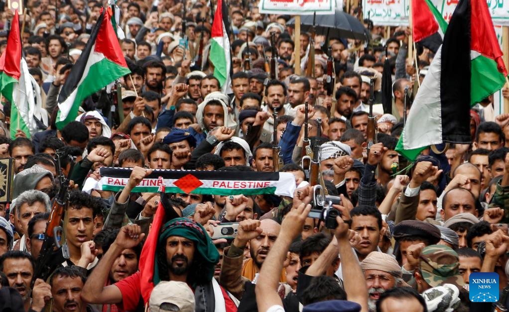 Akibat Kuburan Massal di Gaza, Rakyat Yaman Demonstrasi Serukan Perang Langsung ke Israel