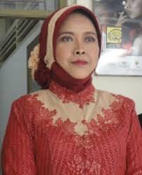 Prof Enny (Hakim MK), Ketukan Palumu Ditunggu RA Kartini dan Dewi Keadilan