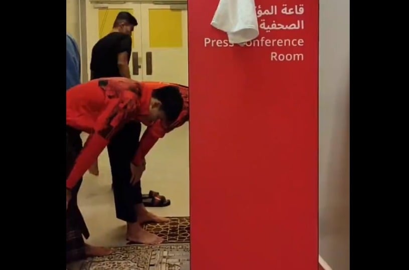 Atlet Timnas U-23 Sempatkan Salat Berjemaah Sebelum Bertanding, Alhamdulillah