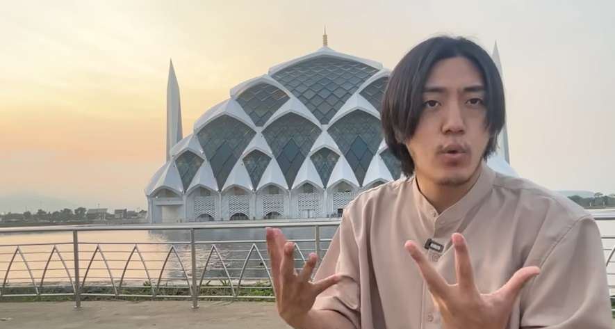 Kerap Mendakwahkan Islam, Penyanyi K-pop Daud Kim akan Bangun Masjid di Korea