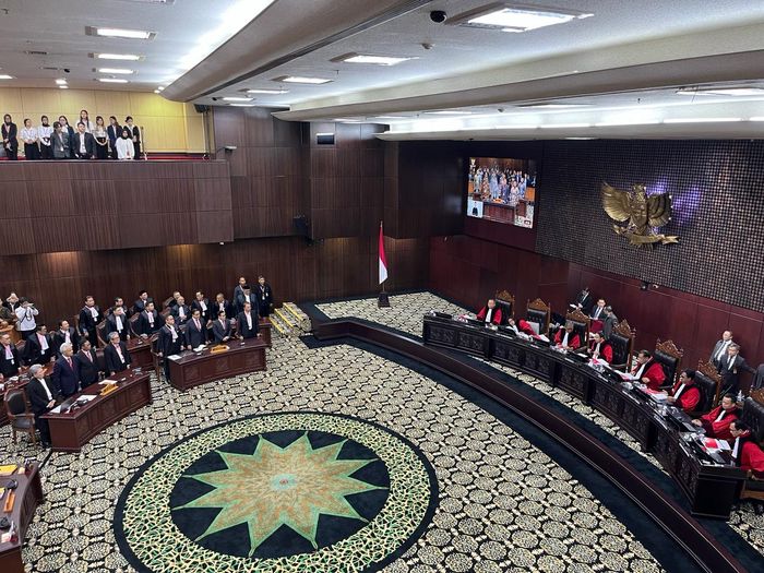 MK Nyatakan Dalil Pemohon Soal 'Cawe-cawe' Jokowi Tak Beralaskan Hukum