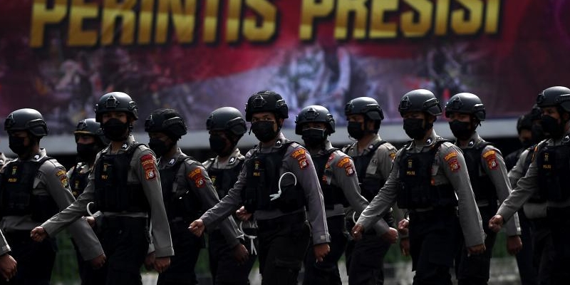 Kemunduran Polri di Bawah Kementerian
