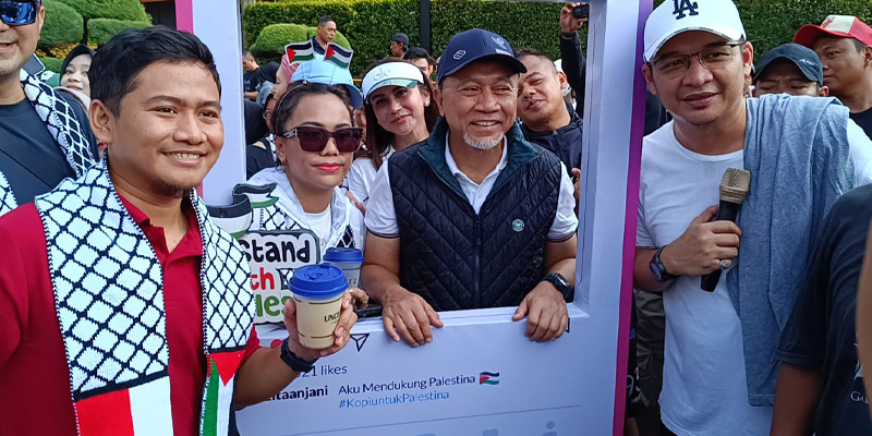 Karena Dihujat Netizen Foto Starbucks di Makkah, Zita Anjani Bagi-Bagi Kopi untuk Palestina di CFD