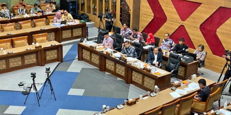 Nuroji Sentil Nadiem, Ada Pejabat Kemendikbud Anggap Pendidikan Urusan Tersier