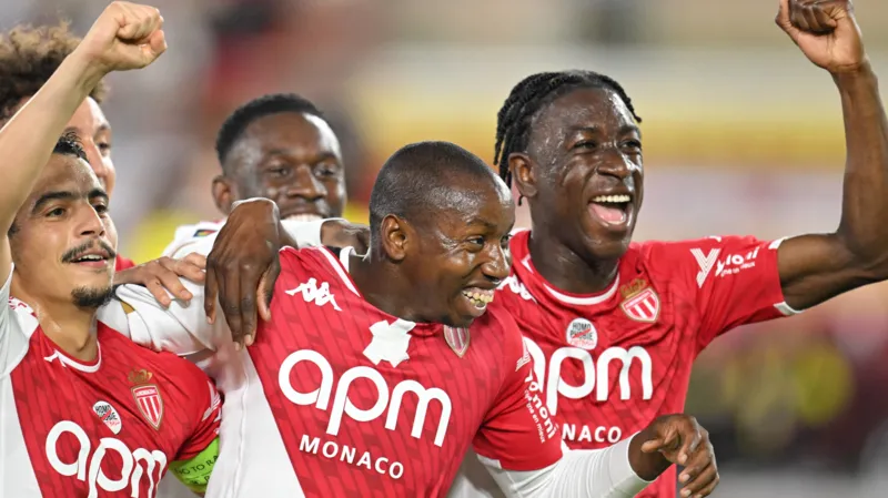 Tidak Rela, Mohamed Camara Tutupi Logo Sponsor LGBT di Jersey Tim Monaco
