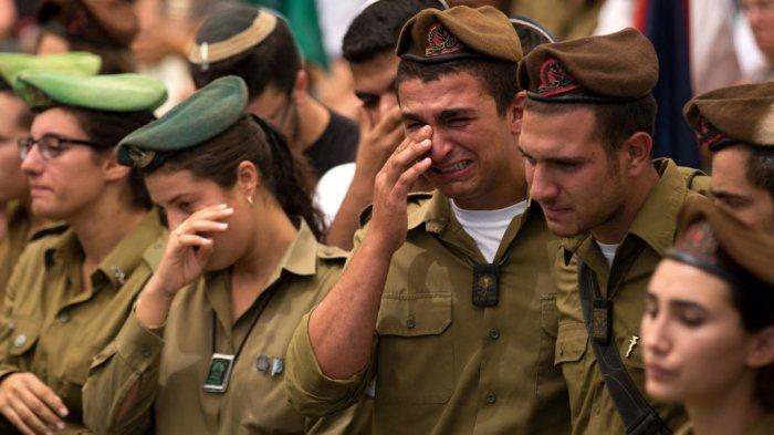Ogah Ikut Terjun ke Gaza, Ratusan Tentara Zionis Hengkang ke Luar Negeri