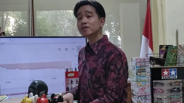 Viral Kantor Gibran Penuh dengan Mainan, Netizen Langsung Kritik