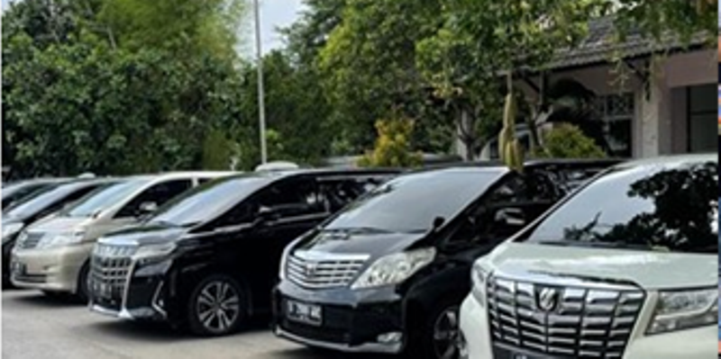 Sewa Ribuan Kendaraan untuk Pejabat di IKN Nilainya Rp25 Juta/Mobil, Rakyat Justru Diminta Hemat Beras