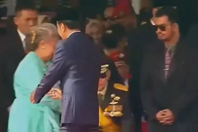 Video Jokowi Tak Salami Try Sutrisno Ramai Tuai Sorotan, Begini Penjelasan Istana