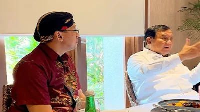 Abu Janda Unggah Video Bersama Prabowo di Instagram, Jadi Wamen?
