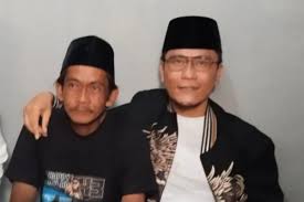 Sambil Nangis, Penjual Es Teh Sunhaji Minta Prabowo Tolak Pengunduran Diri Gus Miftah, Ini Alasannya