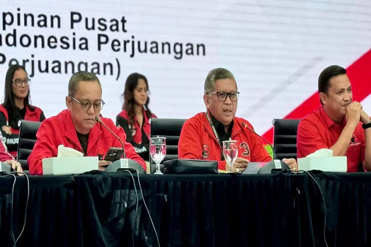 Pastikan Jokowi dan Keluarganya Tidak Lagi Anggota Partai PDIP, Hasto: Mereka Mencederai Konstitusi