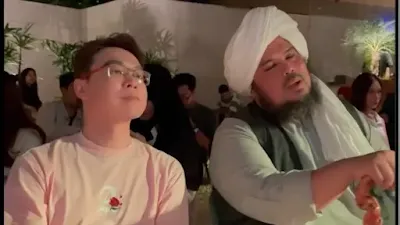 Dokter Richard Lee Mualaf? Ustaz Derry Sulaiman Ungkap Fakta Sebenarnya
