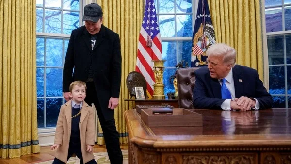 Viral! Medsos Heboh Usai Anak Elon Musk Diduga Suruh Trump 'Diam' di Gedung Putih