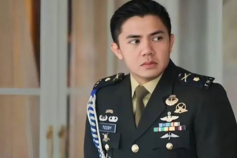 TNI Aktif Harus Mundur Jika Masuk Pemerintahan Kata SBY, Gus Umar: Mayor Teddy, Ayo Mundur