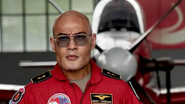 Deddy Corbuzier Geram! Sebut Koalisi Sipil yang Geruduk Rapat RUU TNI Bertindak Anarkis dan Ilegal