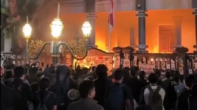 Puan Maharani Soal Revisi UU TNI: Baca Dulu Sebelum Protes! – Ingatkan untuk Tahan Diri di Bulan Ramadan