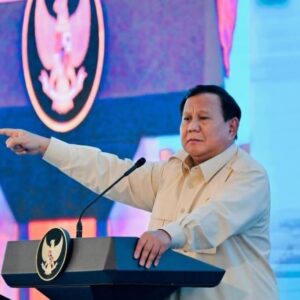 Prabowo Ibaratkan Pengkritik 'Anjing Menggonggong', Ananda Badudu: Warga Indo Sabar Banget