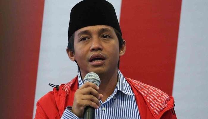 Anies Baswedan Ceramah di UGM, Raja Juli Sindir: Masjid Tempat Sindir Politik