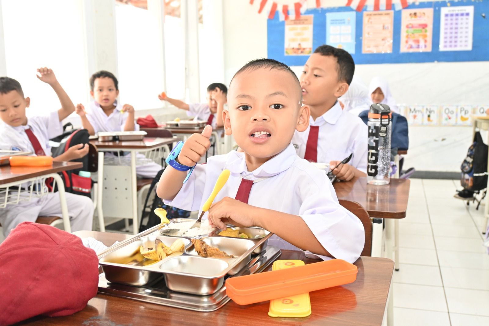 KPK Curigai Anggaran Makanan Gratis Disunat Rp 2 ribu per Siswa: Dari Rp10,000 jadi Rp8,000