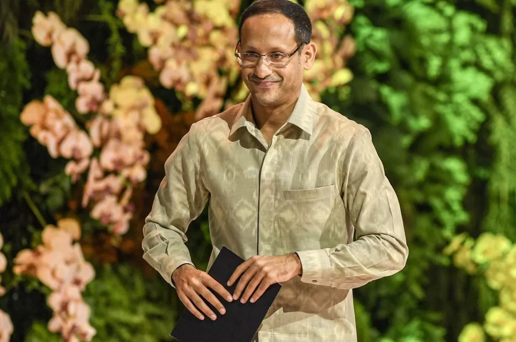 Ketika Sekolah Butuh Atap, Negara Kirim Chromebook