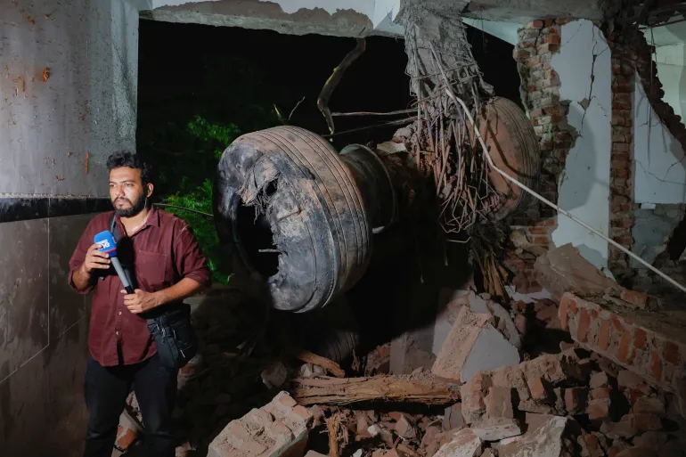 Satu Orang Selamat dari Kecelakaan Pesawat Air India Tewaskan 241 Orang