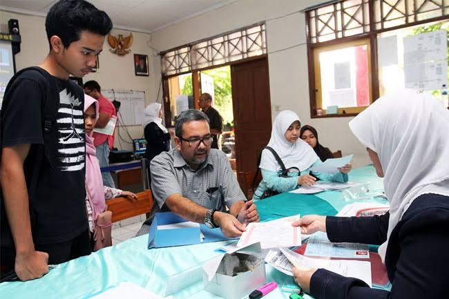 Laporkan Jika Temukan Pungli saat SPMB, Warga Diimbau Aktif