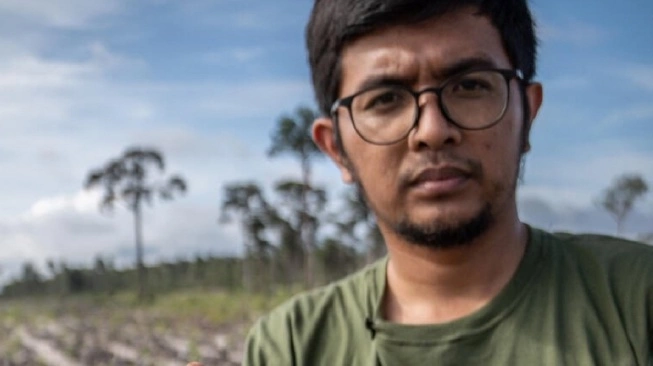 Akun WhatsApp Aktivis Greenpeace Diretas Usai Perdebatkan Isu Tambang dengan Gus Ulil
