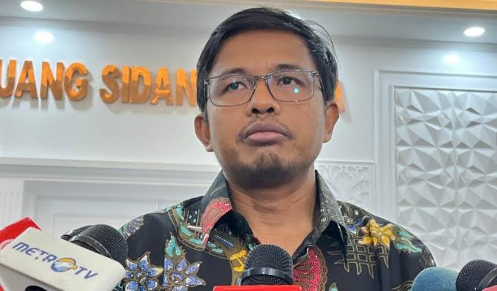 Langgar Etik, Idham Holik Kena Peringatan Keras dari DKPP atas Usulan Surat KPU Soal Calon Tersangka