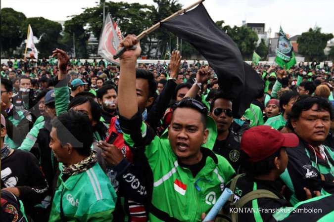 Driver Ojol di Berbagai Daerah Tolak Rencana Revisi Komisi Aplikasi: “Potongan 20% Masih Wajar, Asal Ada Perlindungan”