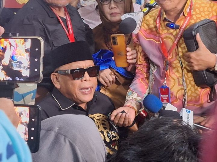 Ijazah 'Asli' Jokowi yang Tak Pernah Muncul: Eggi Sudjana Walk Out dari Gelar Perkara Jokowi