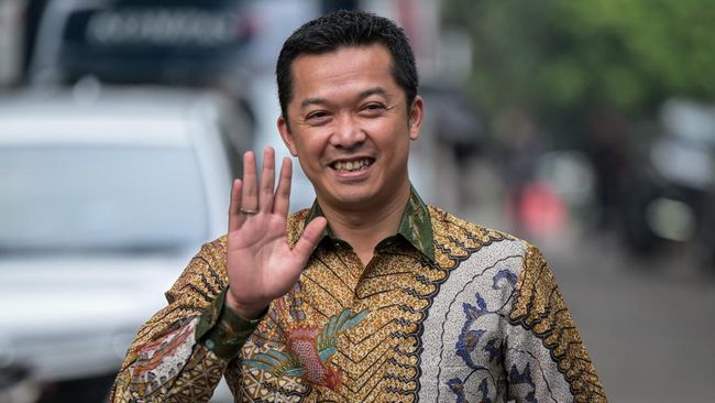 Taufik Hidayat Kini Komisaris di PLN EPI