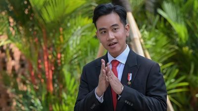 Ketika Gibran Ditugaskan Menjaga Tanah Papua: Siapkah Gibran ?