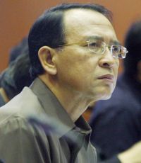 Suryadharma Ali: Ahmadiyah Jangan Bawa-Bawa Nama Islam