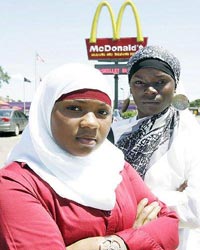 McDonald's Dearborn Tolak Pegawai Muslimah Berjilbab