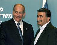 Olmert dan Peretz Sepakat Pembagian Koper Menteri