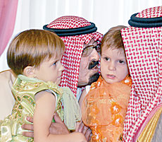 Raja Arab Saudi Terima Penghargaan Order Of The Smile dari Polandia