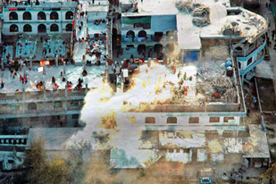 Militer Pakistan Kuasai Masjid Merah, Puluhan Jenazah Ditemukan