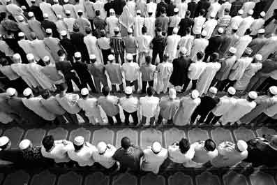 Masyarakat Inggris dan Skotlandia Tetap Percaya Islam Adalah Agama Damai