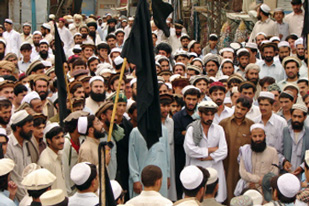 Pakistan Batalkan Penerapan Status Darurat, Karena Campur Tangan AS?