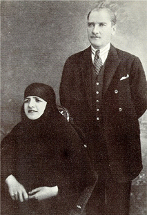 Ternyata, Isteri Bapak Sekulerisme Turki Ataturk Berjilbab!