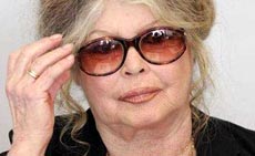 Menjelekkan Warga Muslim, Brigitte Bardot Kena Denda 23 Ribu Dollar